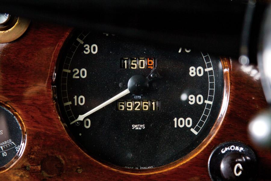  Jaguar Mk IV Saloon 1947 года  (фото 8 из 27)